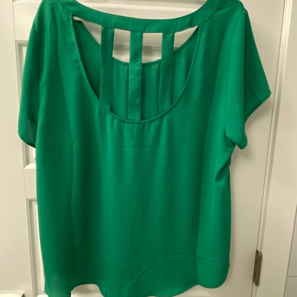 Green torrid blouse - Picture 3 of 3